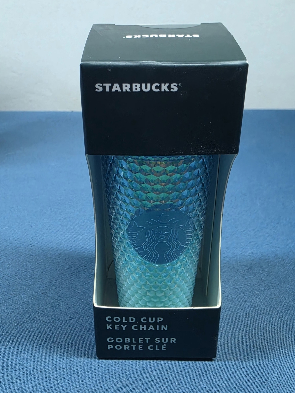 0Starbucks Blue Ombre Cold Cup Key Chain